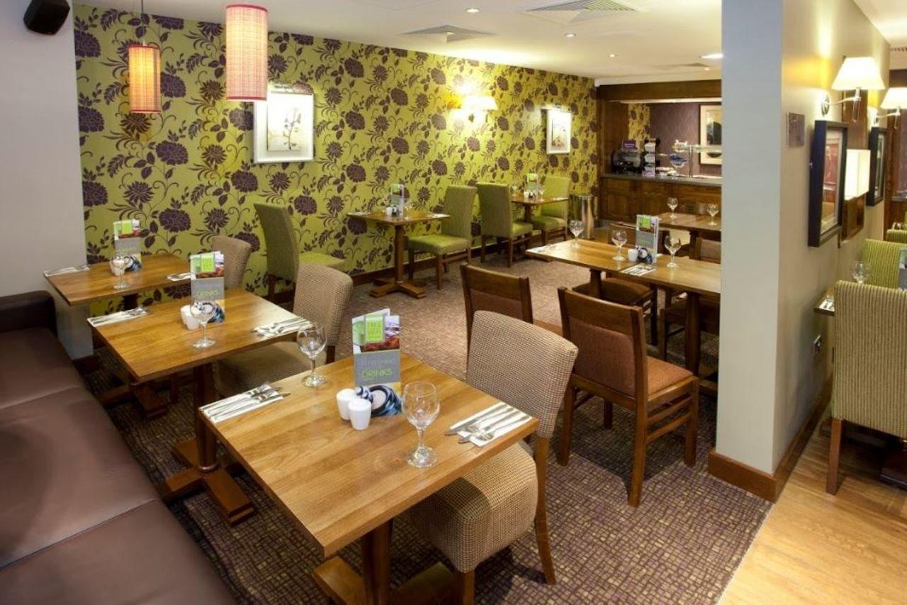 Premier Inn Inverness Centre - River Ness Dış mekan fotoğraf