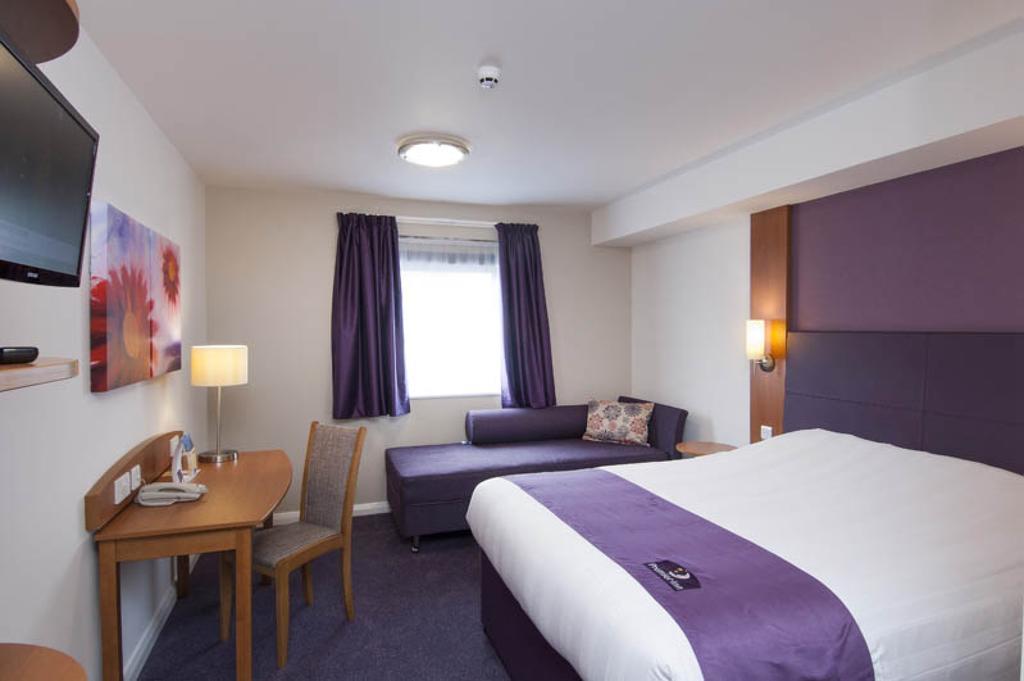 Premier Inn Inverness Centre - River Ness Oda fotoğraf