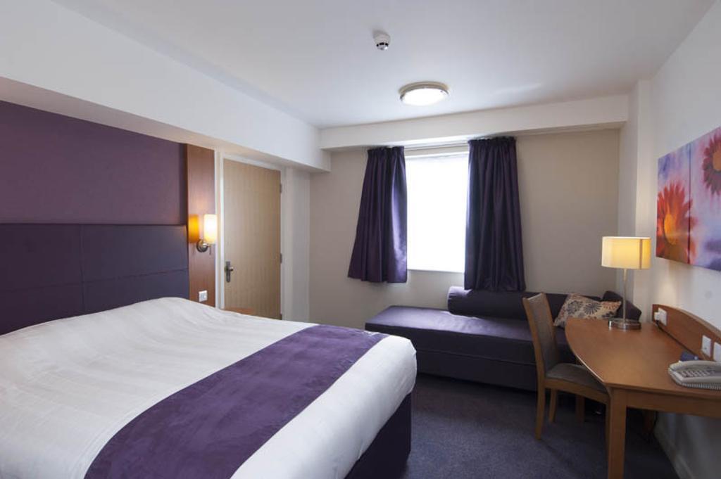 Premier Inn Inverness Centre - River Ness Dış mekan fotoğraf
