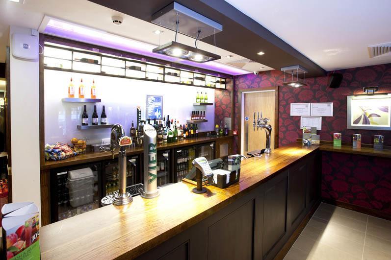 Premier Inn Inverness Centre - River Ness Dış mekan fotoğraf